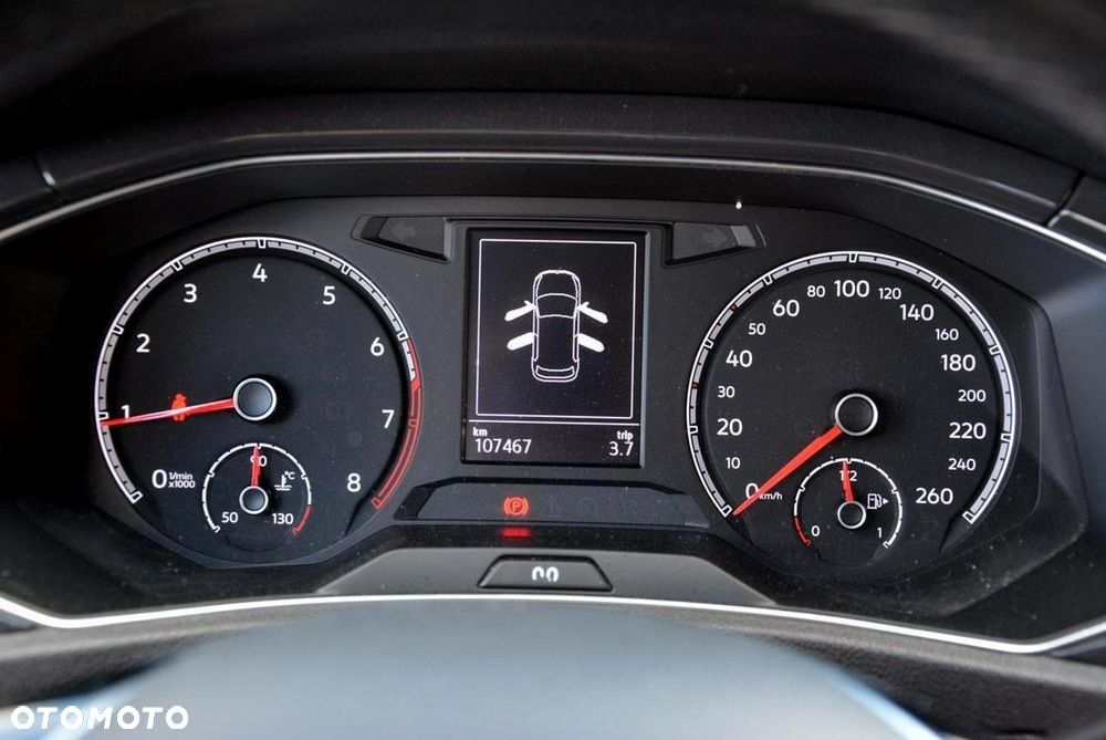 Volkswagen T-Roc 1.5 TSI Style - 29