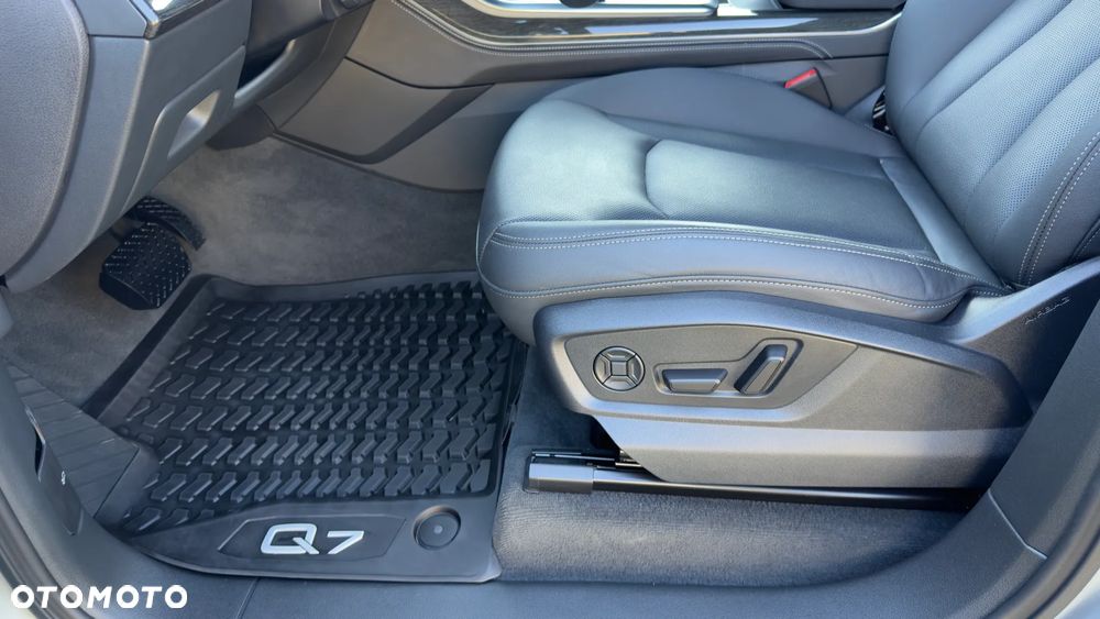 Audi Q7 - 5