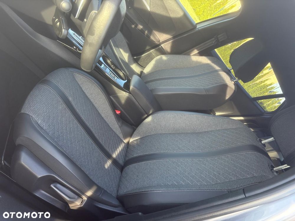 Peugeot 2008 PureTech 130 EAT8 Active - 15