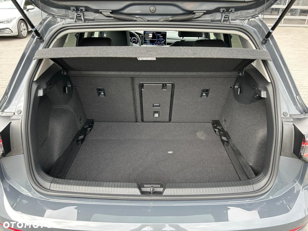 Volkswagen Golf 1.5 eTSI mHEV Style DSG - 11