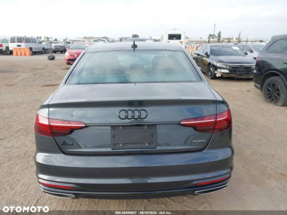 Audi A4 Limousine - 6