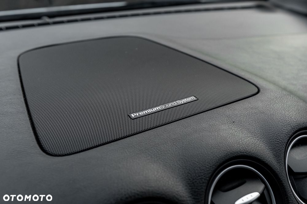 Ford S-Max 2.2 TDCi DPF Titanium X - 33