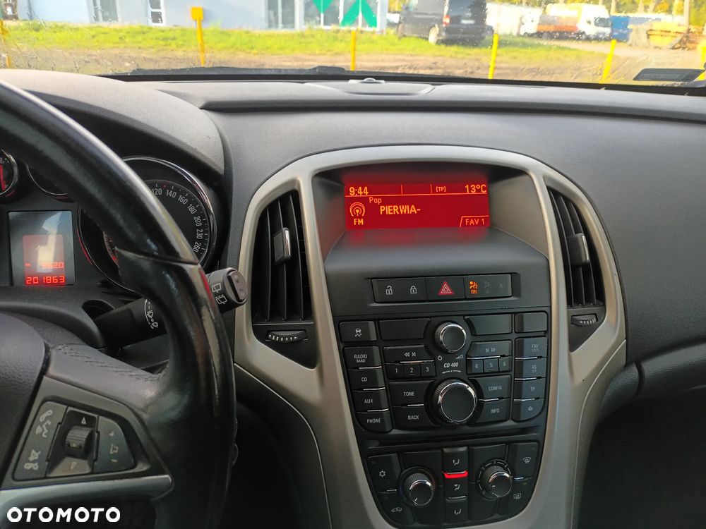 Opel Astra - 10