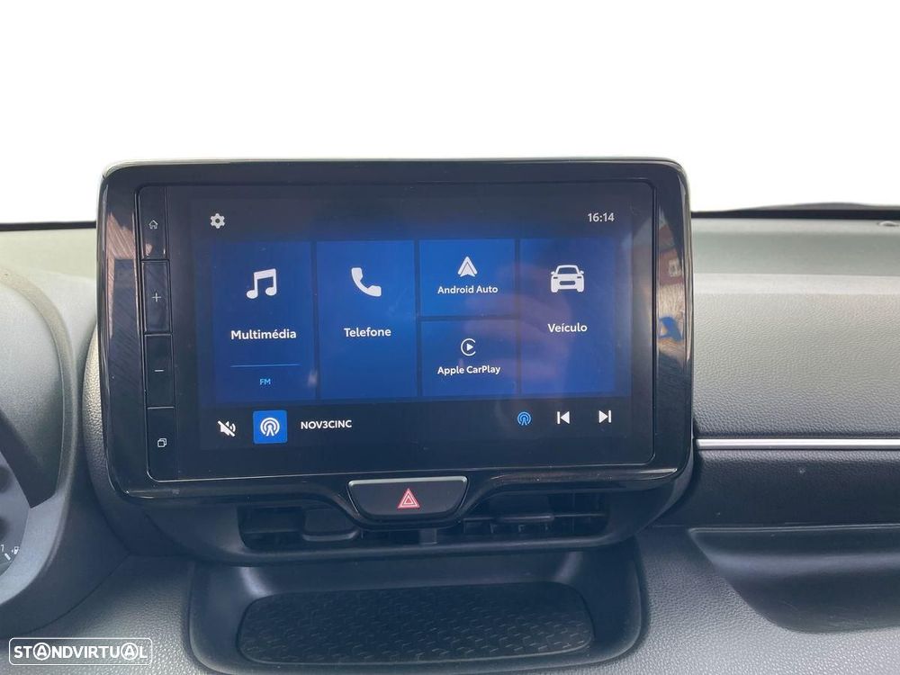 Toyota Yaris - 16