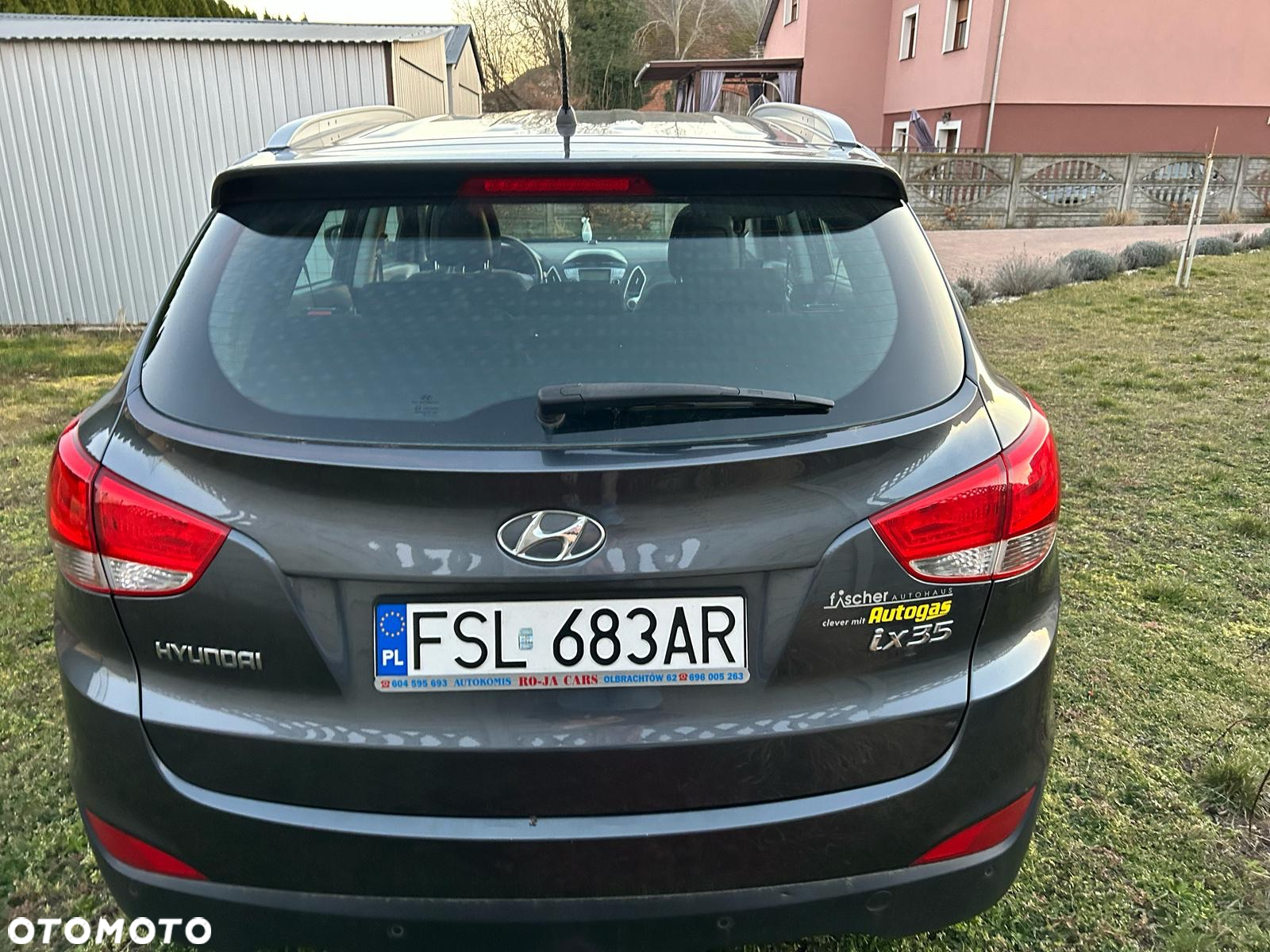Hyundai Tucson - 8