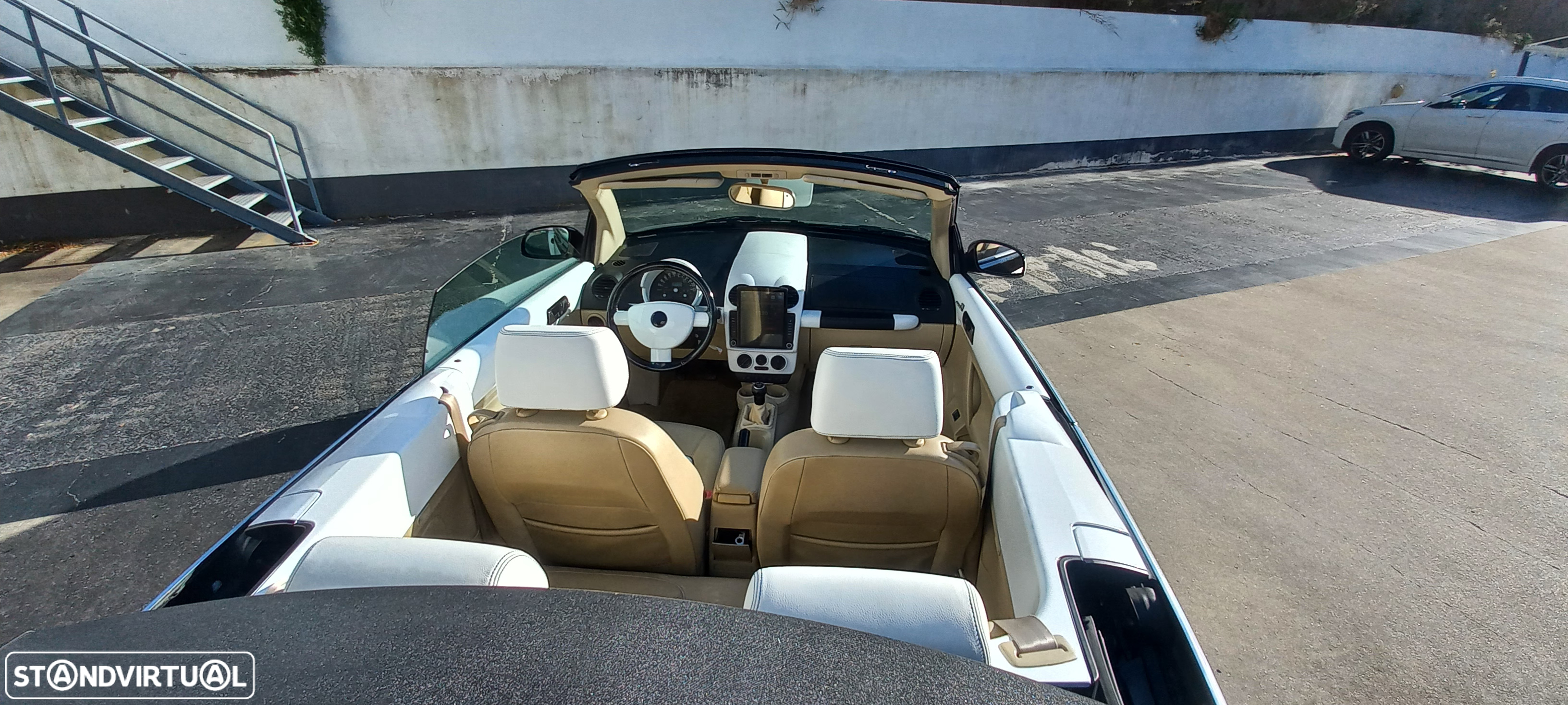 VW New Beetle Cabriolet 1.9 TDi Top Couro - 46
