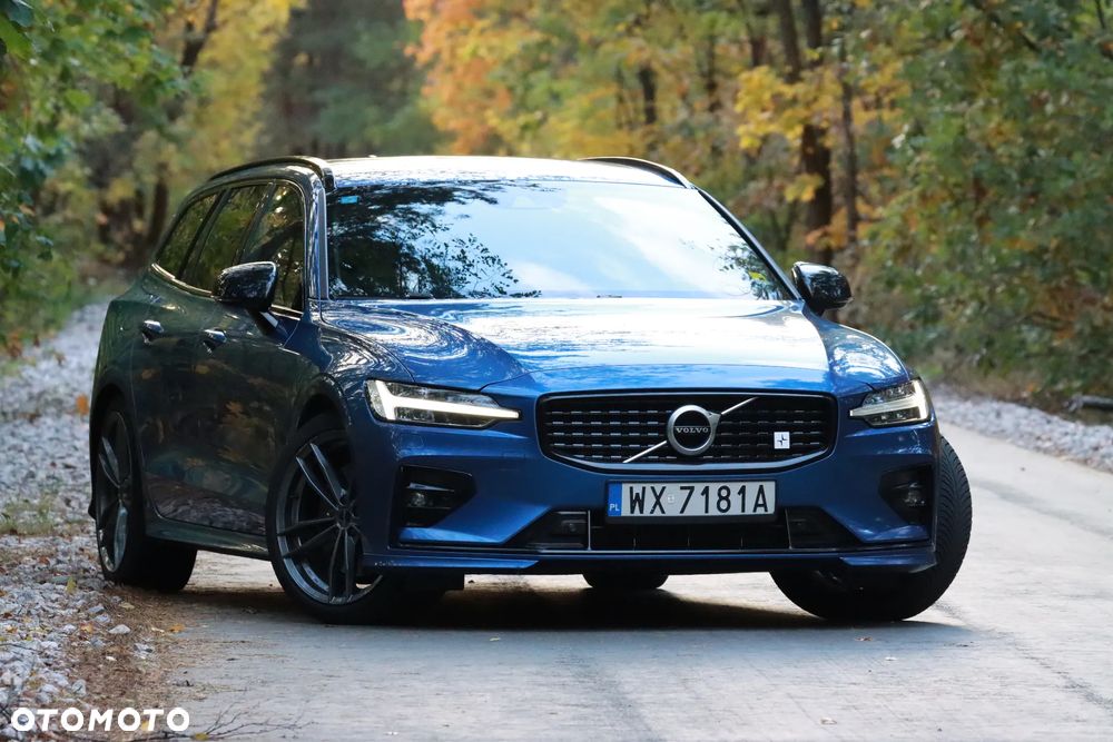Volvo V60 T6 AWD R-Design - 1