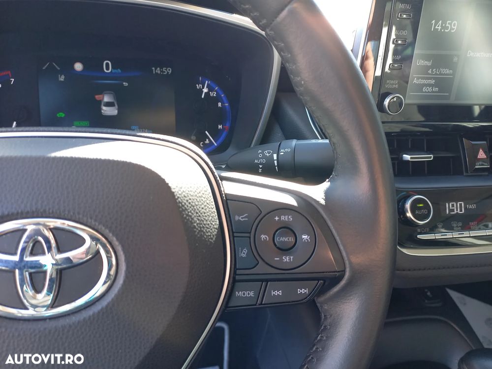 Toyota Corolla 1.8 HSD Dynamic - 19