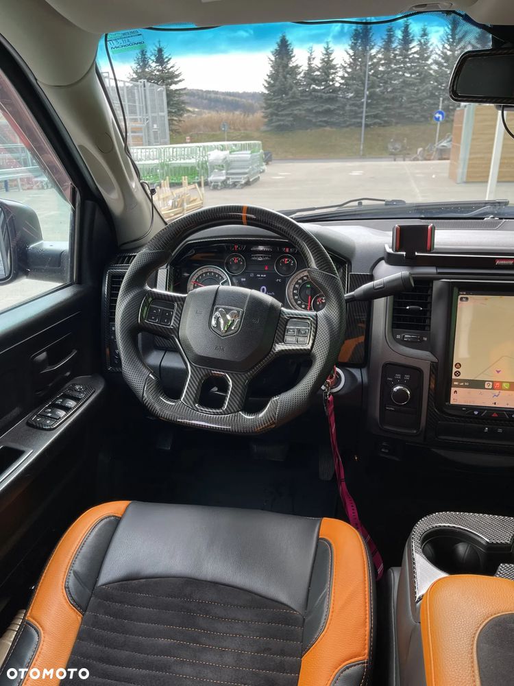 Dodge RAM 5.7 4x4 - 9