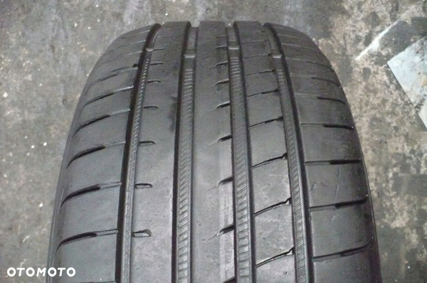 2x GOODYEAR F1 Asymmetric 5 MO 225/40R19 7,2mm 2021