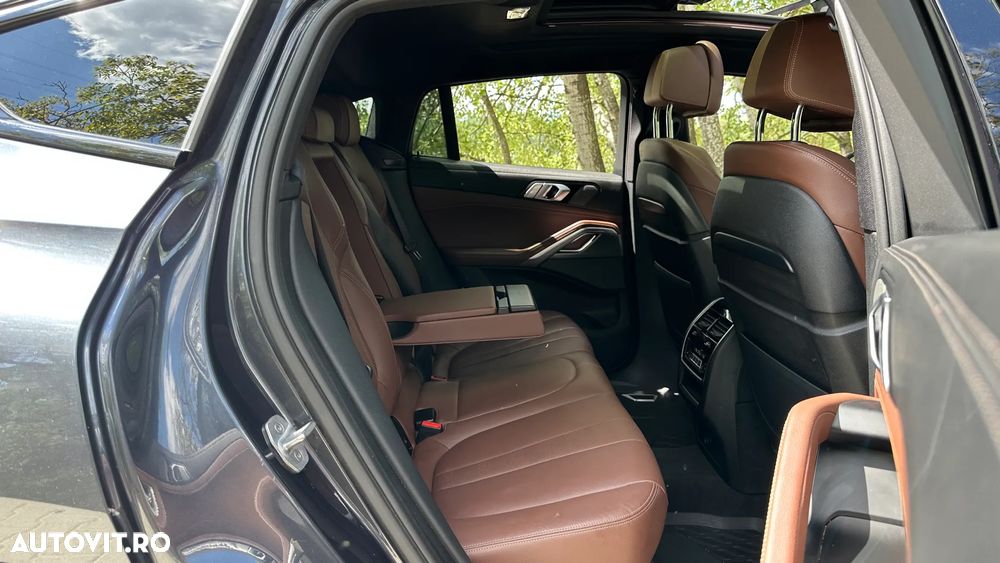 BMW X6 xDrive30d - 11
