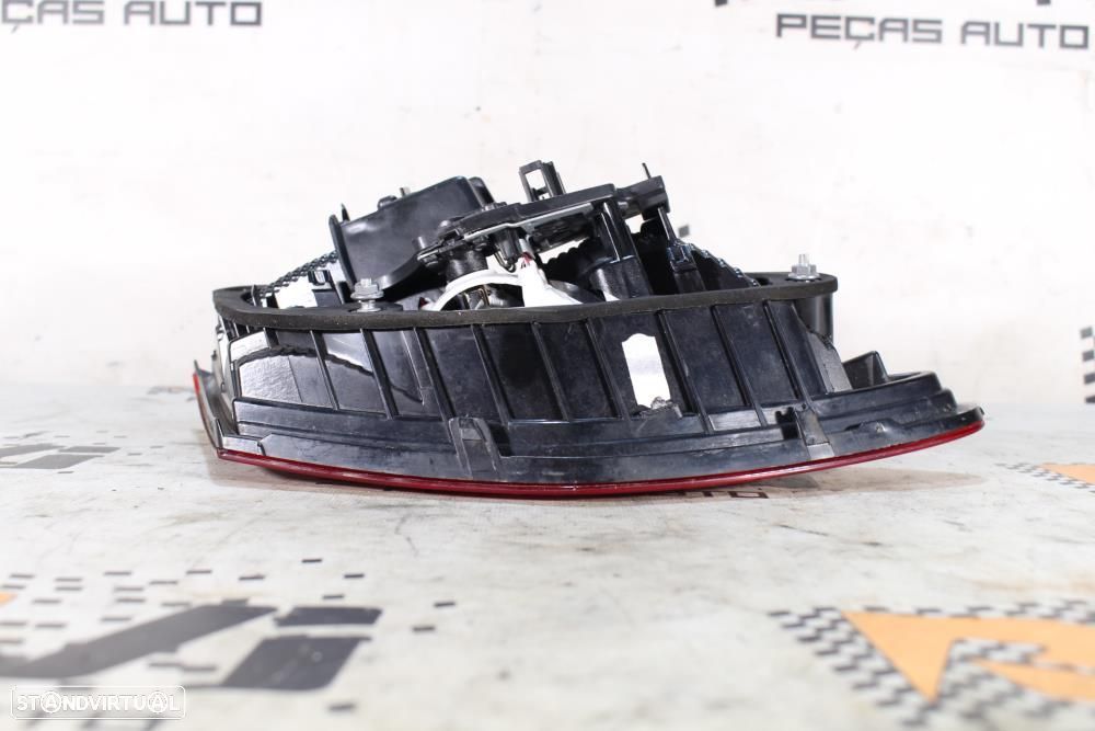 Farolim Direito Seat Leon (5F1)  5F0945308f / 90037401 / Passageiro Ma - 7