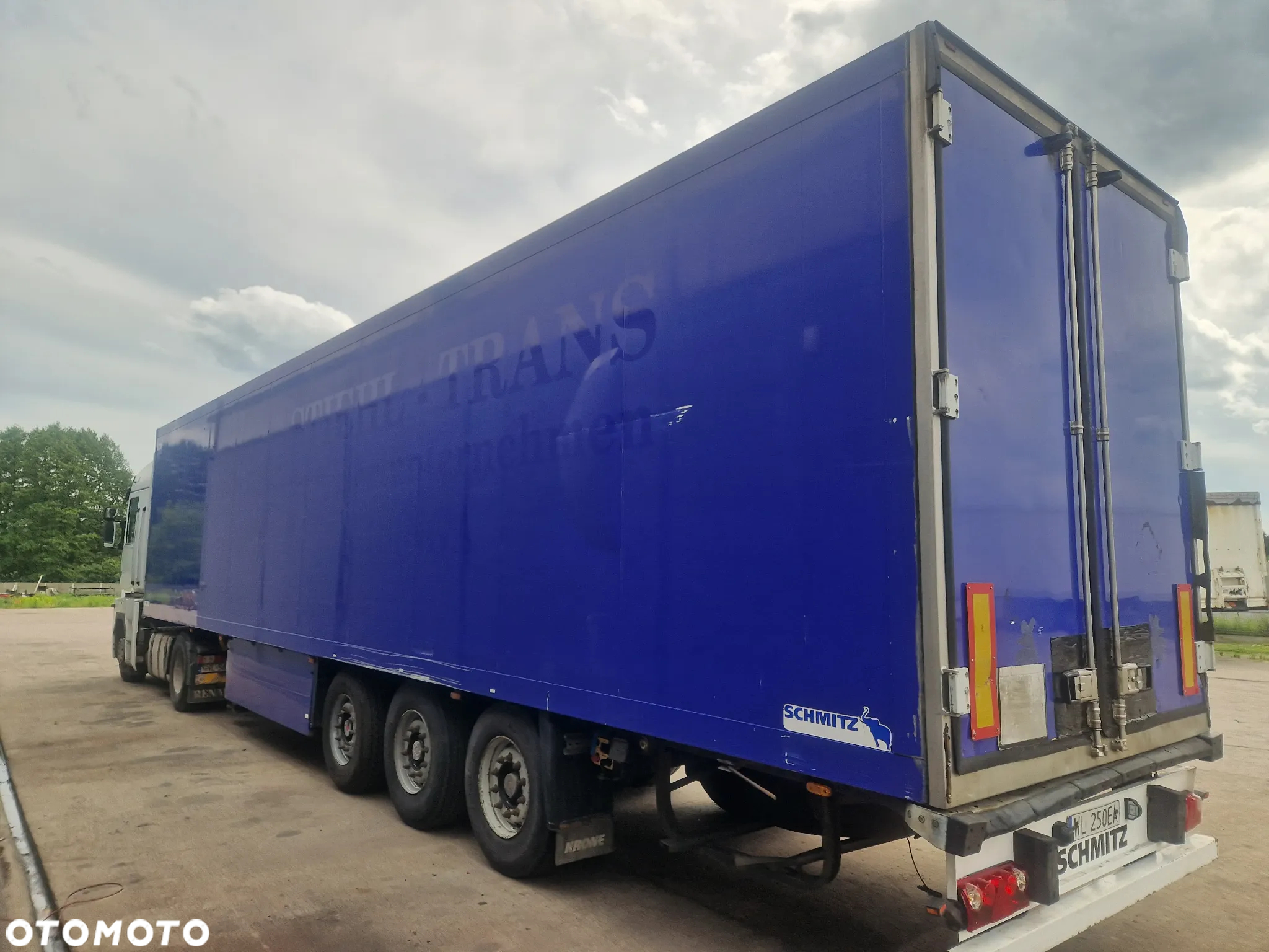 Schmitz Cargobull SKO 24 - 3