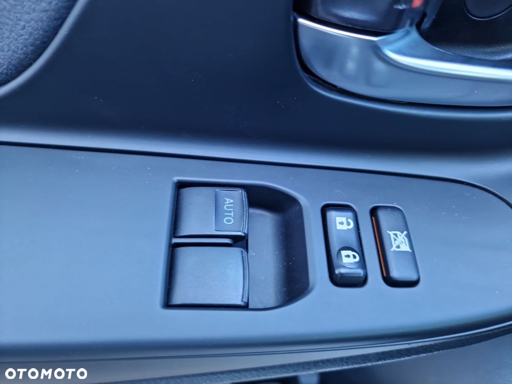 Toyota Yaris - 20