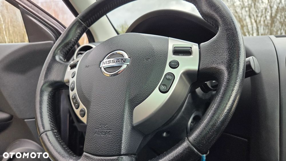 Nissan Qashqai 1.6 DCi TEKNA - 21