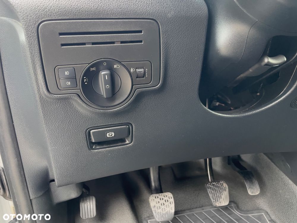 Mercedes-Benz Vito - 23