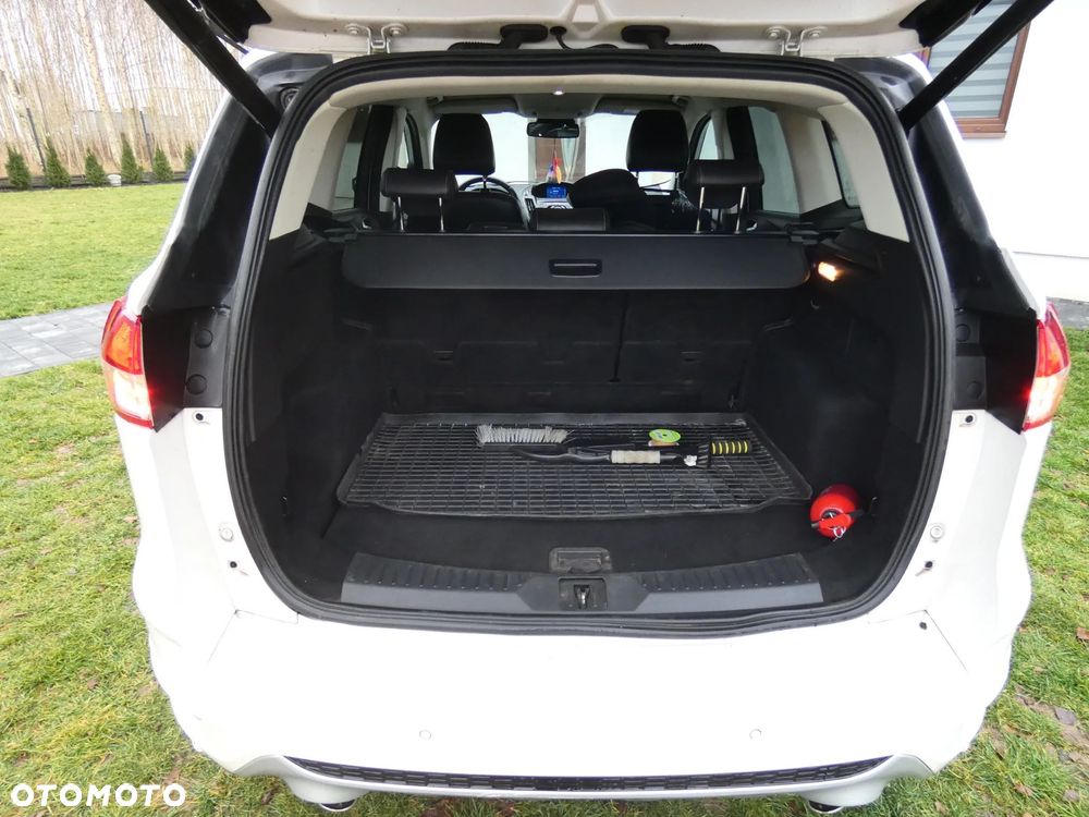 Ford Kuga 2.0 TDCi Individual MPS6 - 22