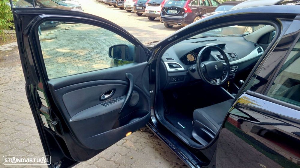 Renault Mégane Sport Tourer 1.5 dCi Dynamique SS - 6