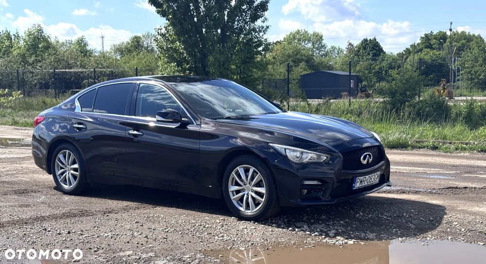 Infiniti Q50 2.2d - 11
