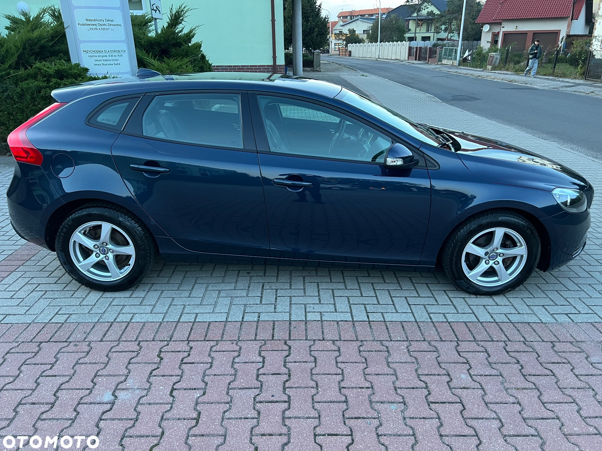 Volvo V40 D2 Kinetic - 4