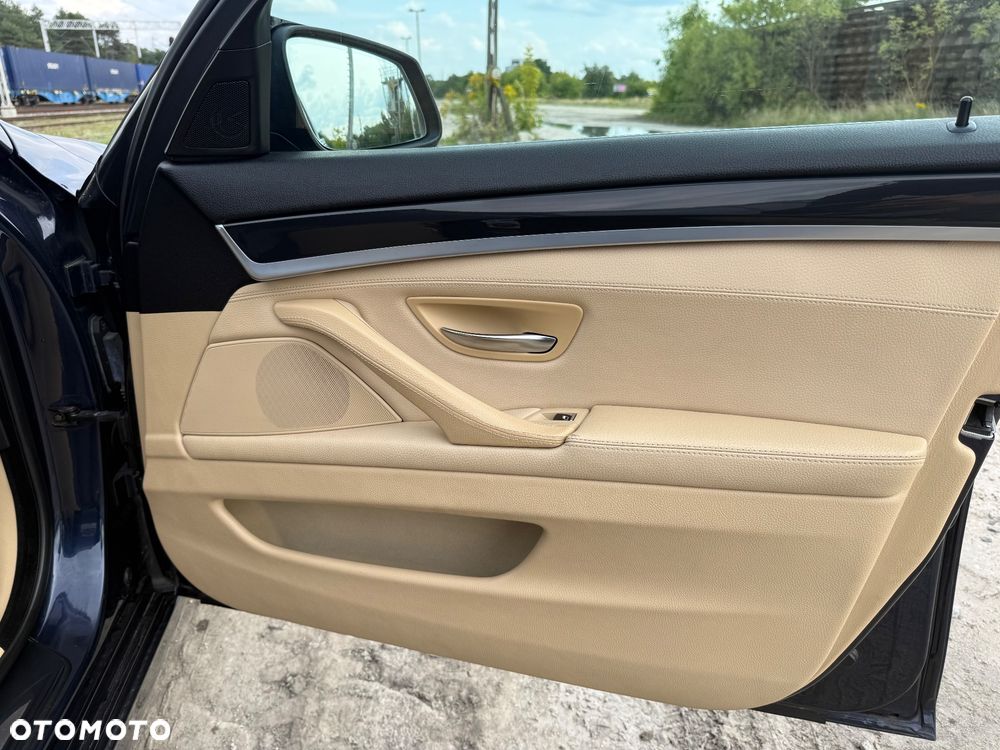 BMW Seria 5 - 16