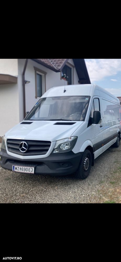 Mercedes-Benz Sprinter - 2