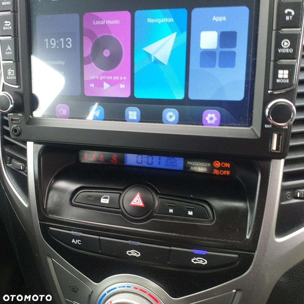 Hyundai ix20 1.4 blue Comfort - 13