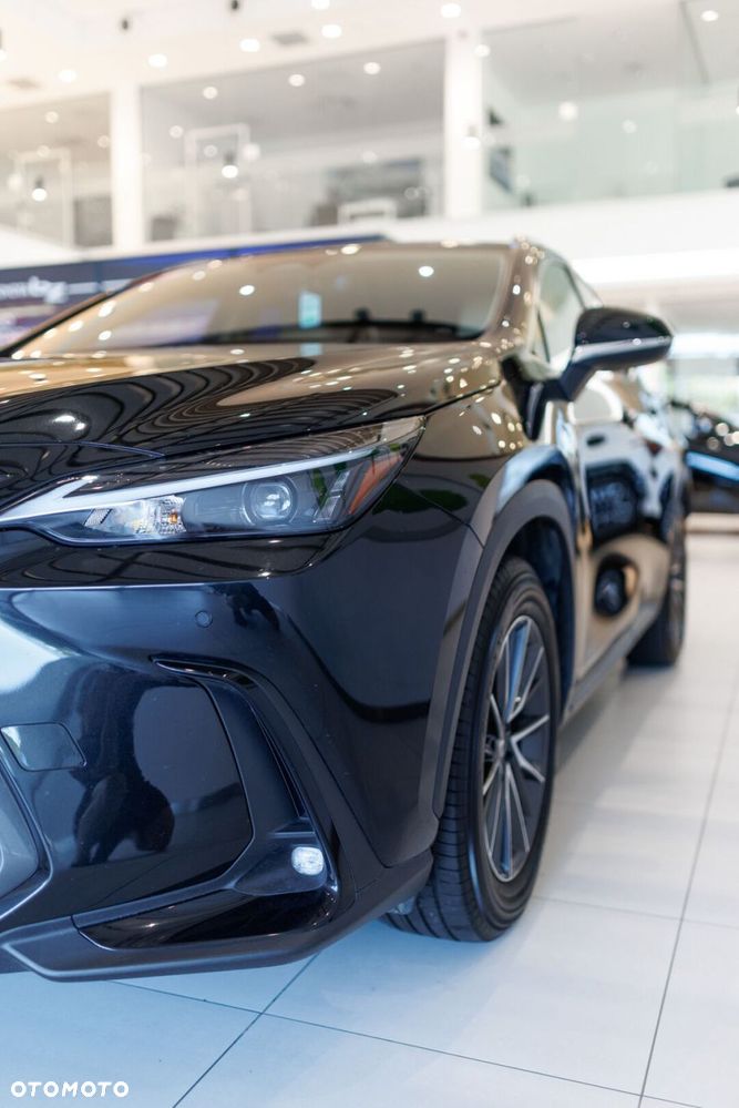 Lexus NX 350h Prestige 2WD - 6