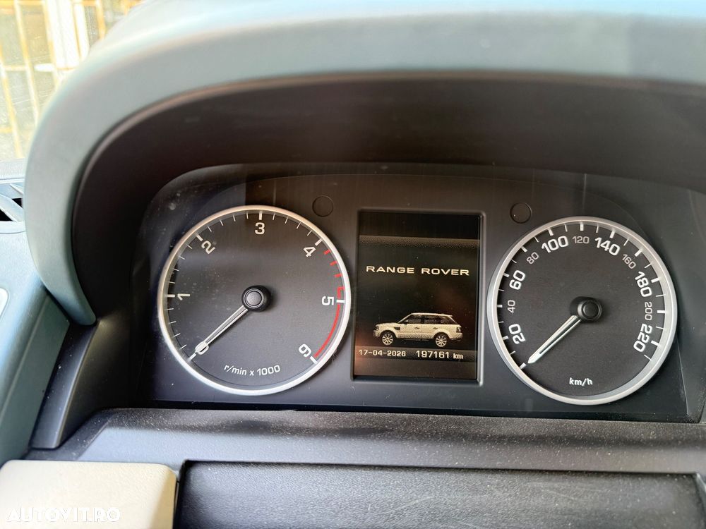 Land Rover Range Rover Sport 3.0 TDV6 Autobiography - 3