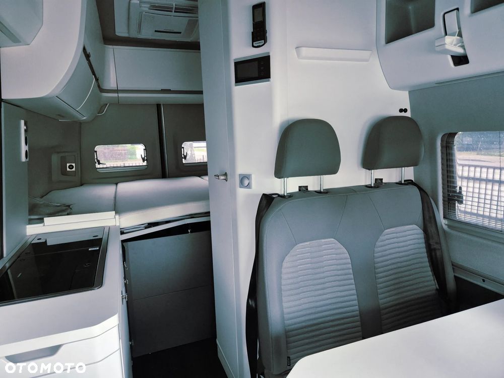 Volkswagen California - 23