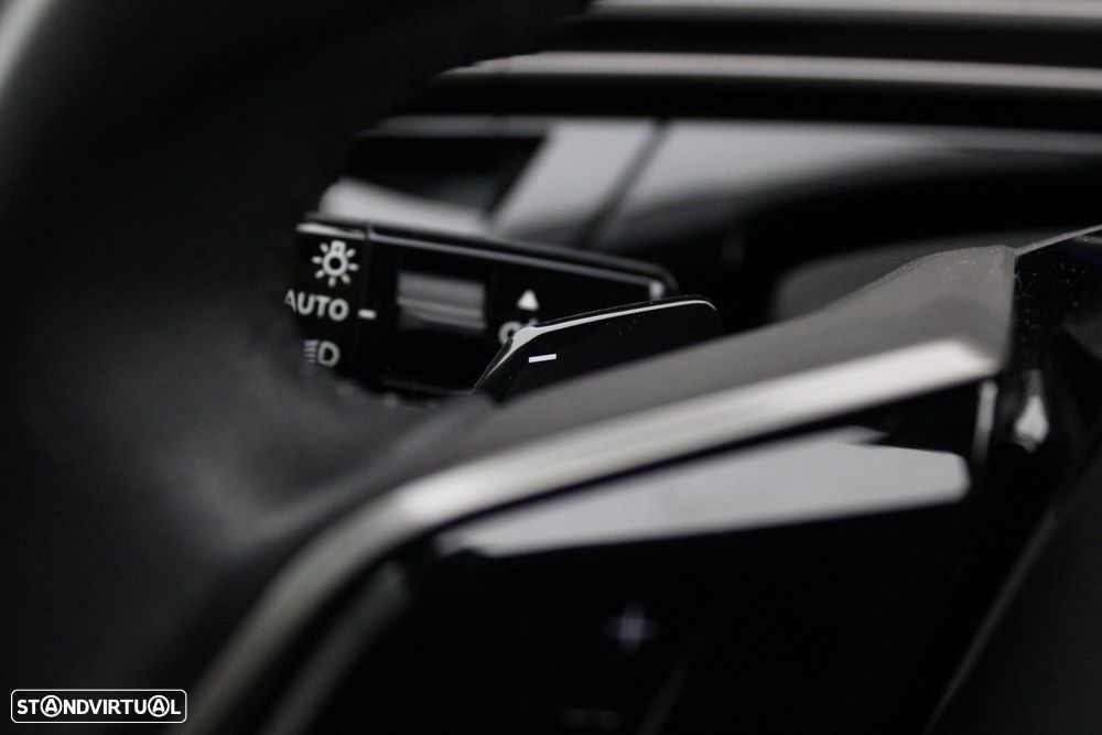 Peugeot E-3008 73 kWh Allure - 13