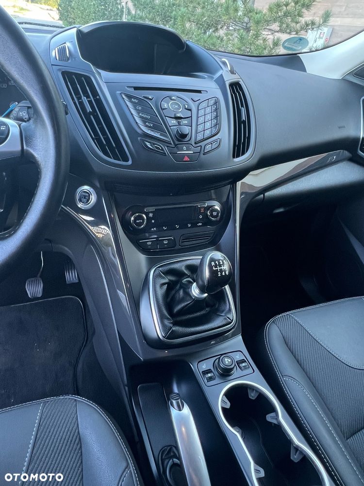 Ford Kuga 2.0 TDCi 4x4 Titanium - 16