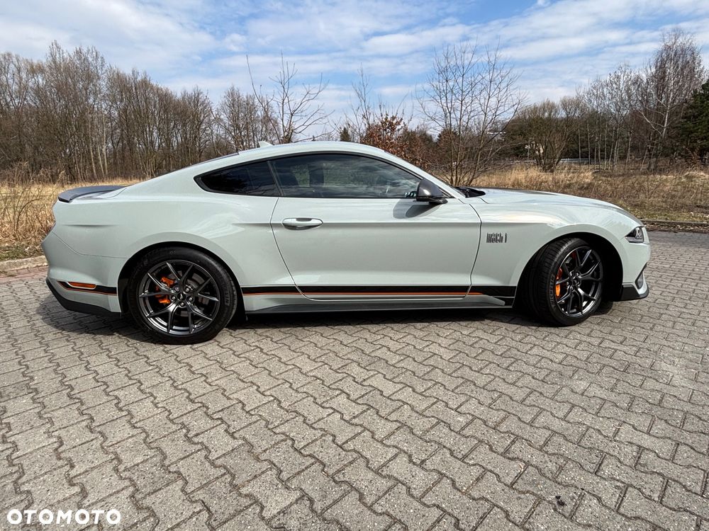 Ford Mustang - 11