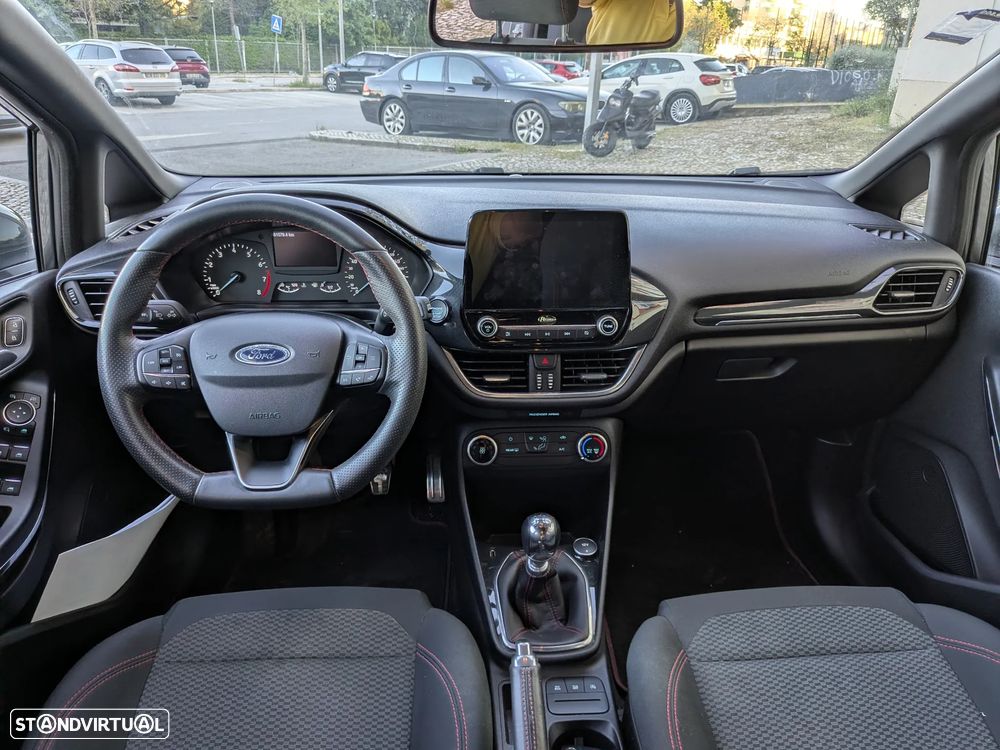 Ford Fiesta 1.0 EcoBoost ST-Line - 8
