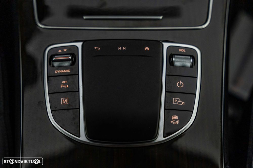 Mercedes-Benz GLC 300 e 4Matic - 24