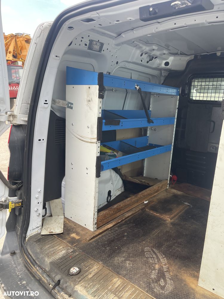 Ford Transit - 9