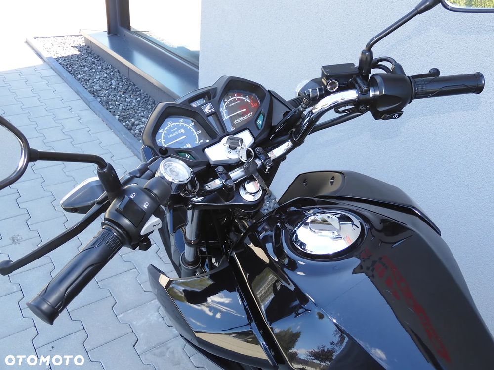 Honda CBF - 23