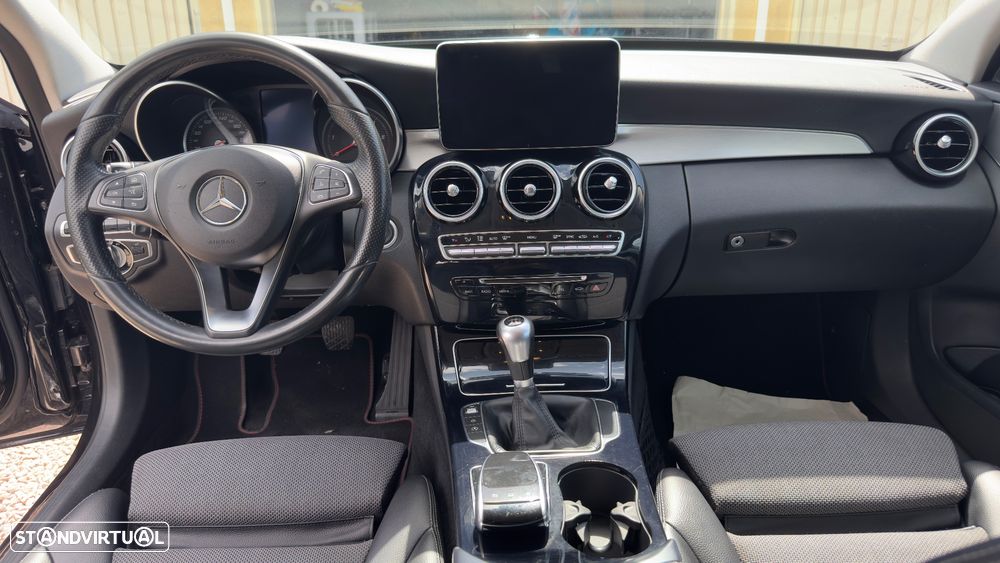 Mercedes-Benz C 220 Station CDI DPF BlueEFFICIENCY Avantgarde Edition - 23