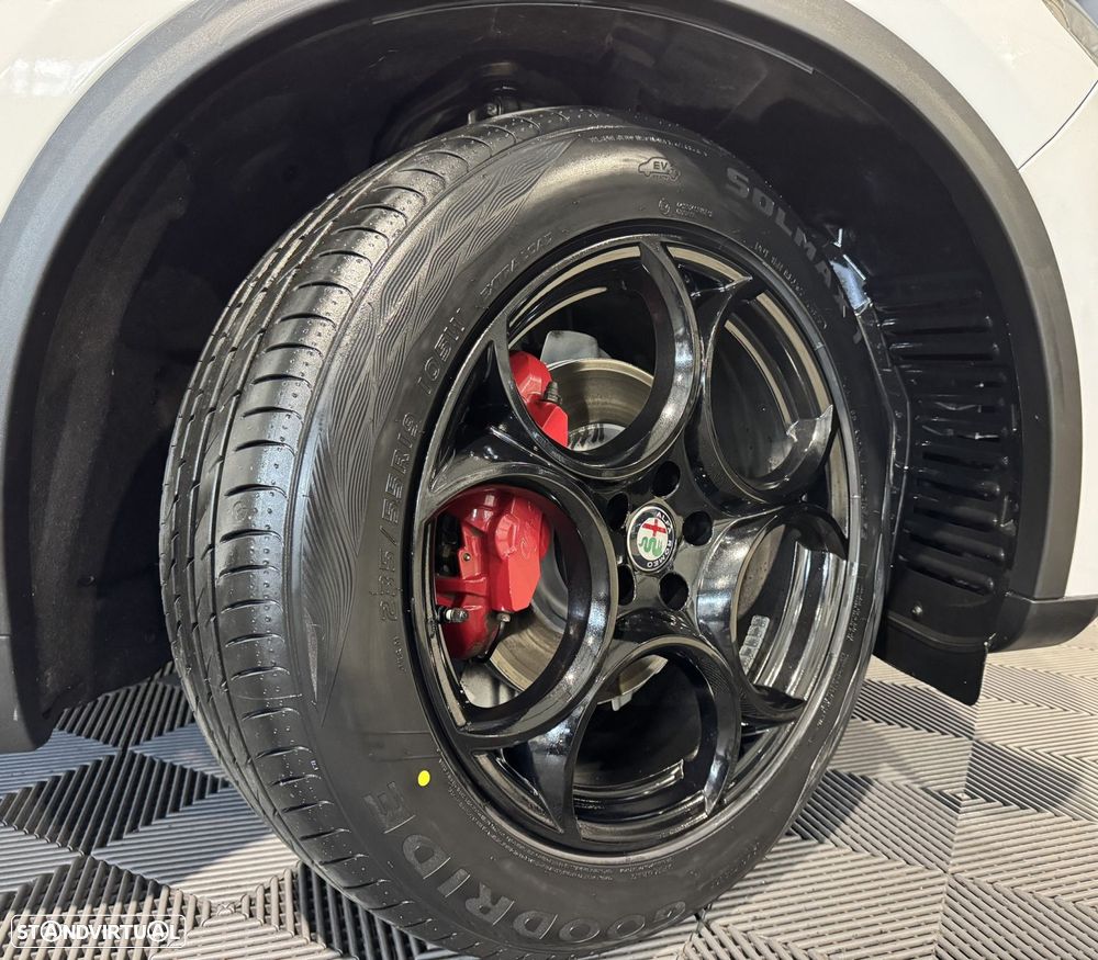 Alfa Romeo Stelvio 2.2 D Super AT8 - 42