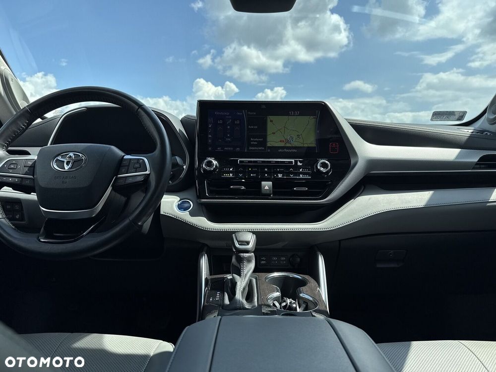 Toyota Highlander - 12