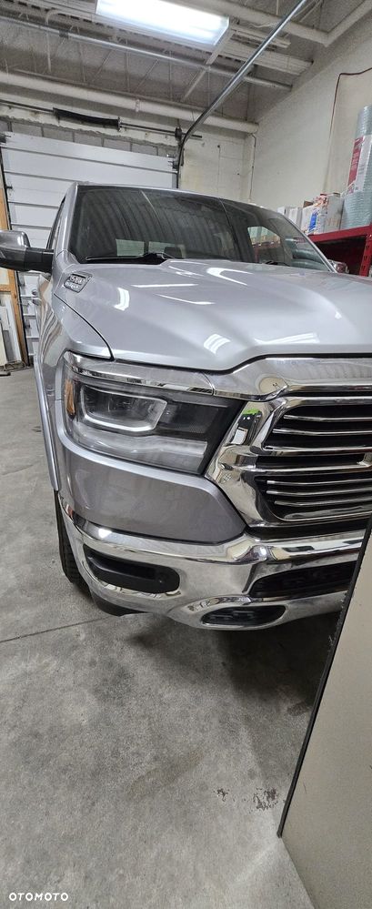 RAM 1500 5.7 eTorque Crew Cab Shortbed Laramie Chrome - 27