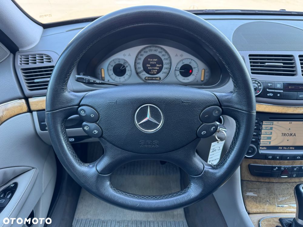 Mercedes-Benz Klasa E - 18