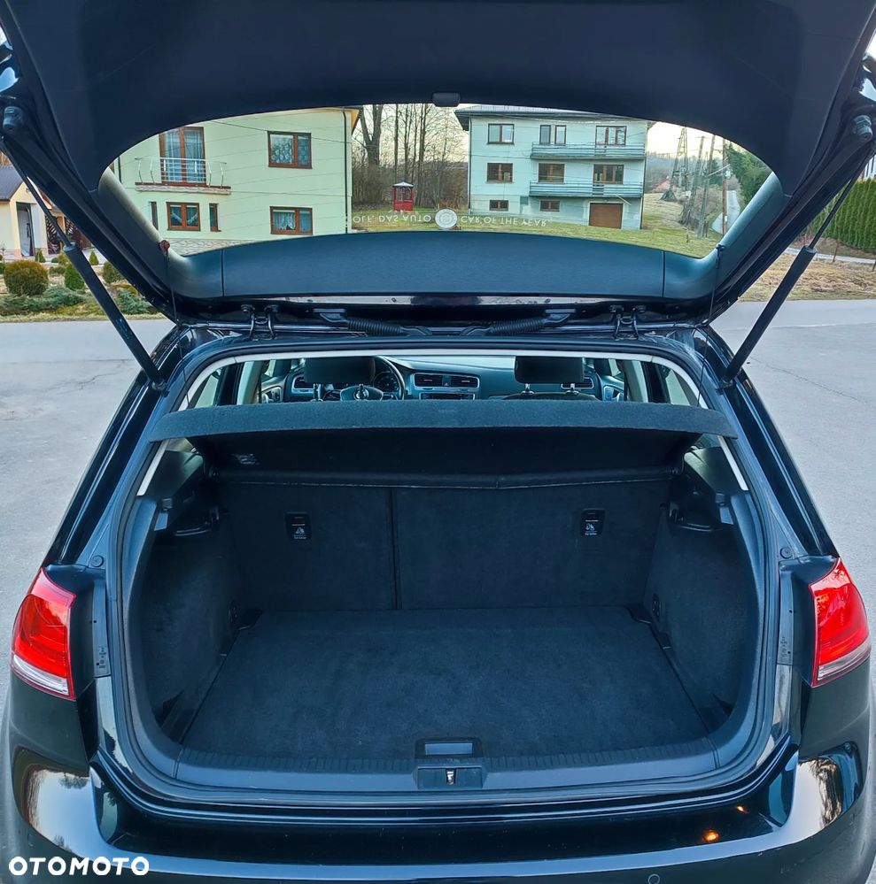 Volkswagen Golf - 27