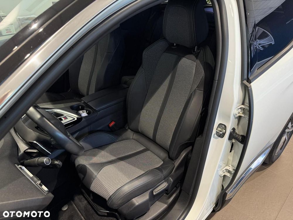 Peugeot 3008 1.2 PureTech GPF Allure S&S EAT8 - 14