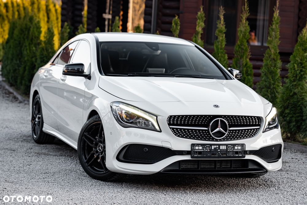 Mercedes-Benz CLA 250 AMG Line - 4