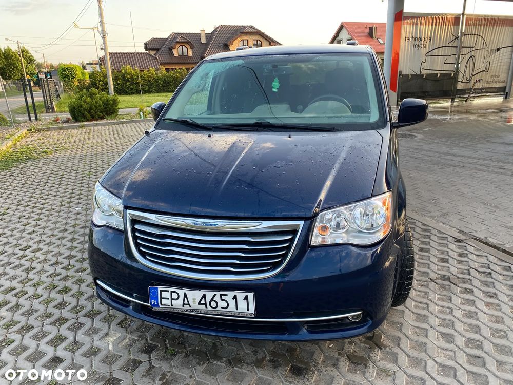Chrysler Town & Country 3.6 Touring - 2