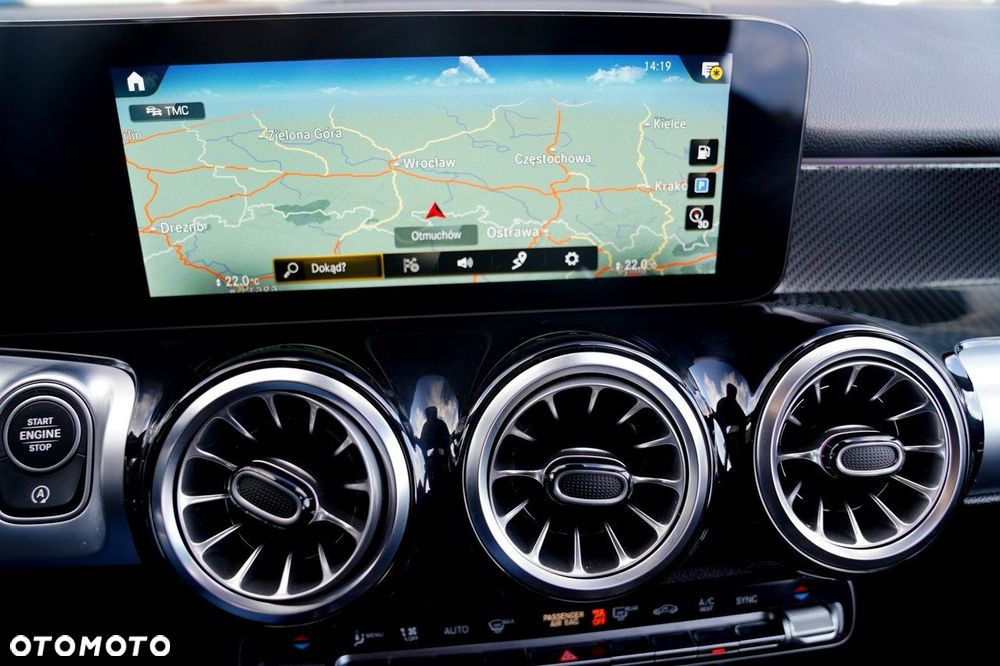 Mercedes-Benz GLB - 31