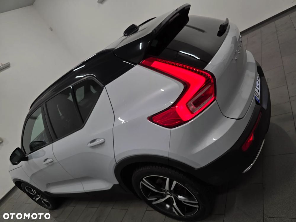 Volvo XC 40 D3 SCR R-Design - 34