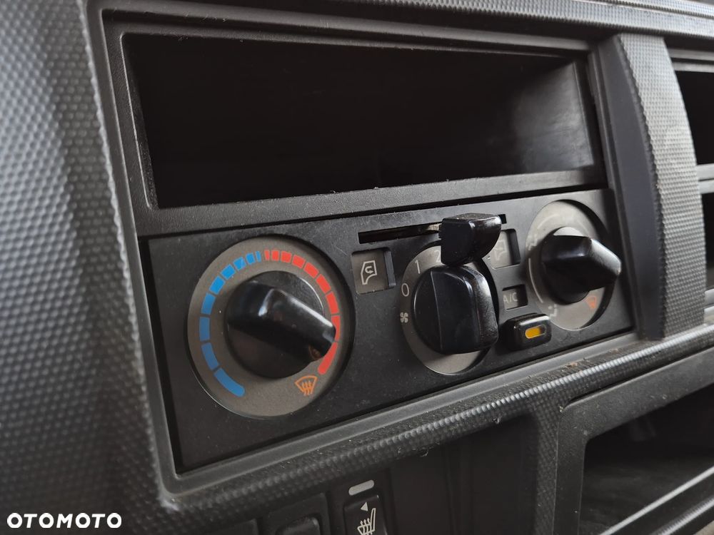 Renault Maxity 3.0D, Wywrotka JPM 3.20x 1,85m, klima, blokada mostu - 11