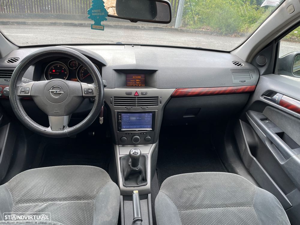 Opel Astra Caravan 1.7 CDTI DPF Edition - 18